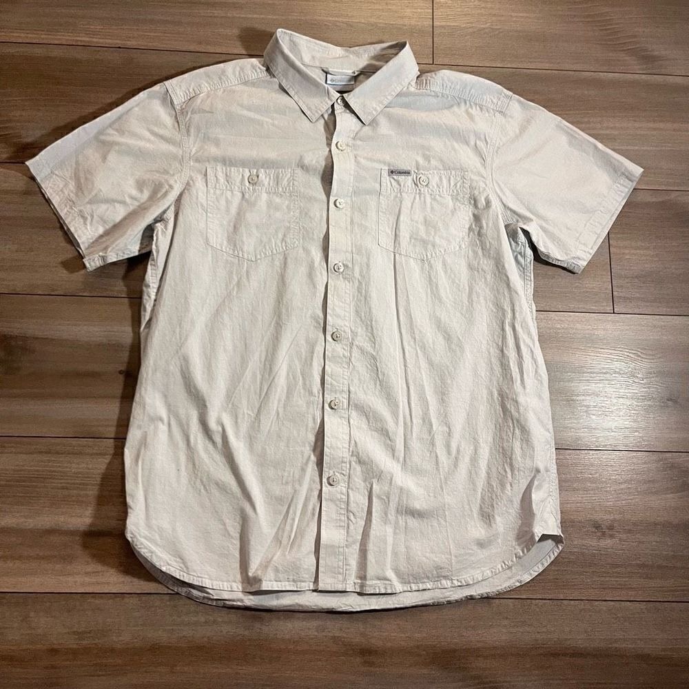 Columbia Light Tan Casual Buttonup Men‎ Large Bin B-5